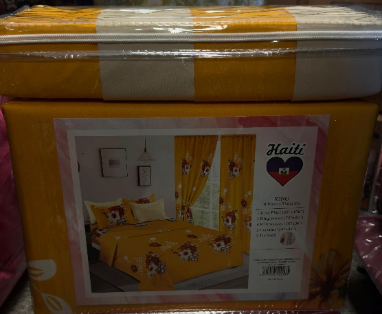 Golden Blossom 10-Piece King Sheet & Curtain Set